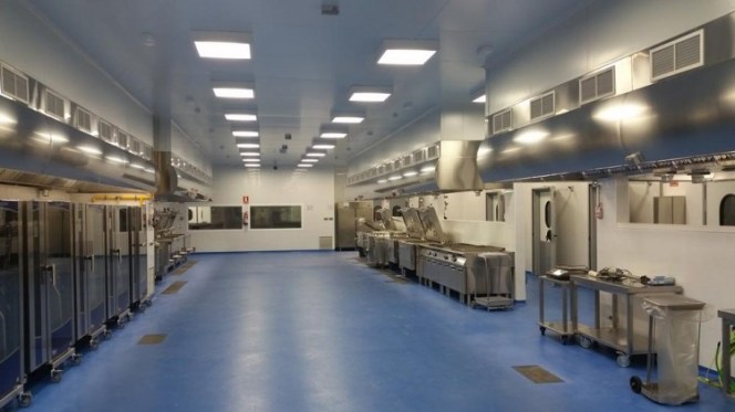 1-Cocina-Central-Eurest-Elexalde-Derio-Bizkaia-750x422